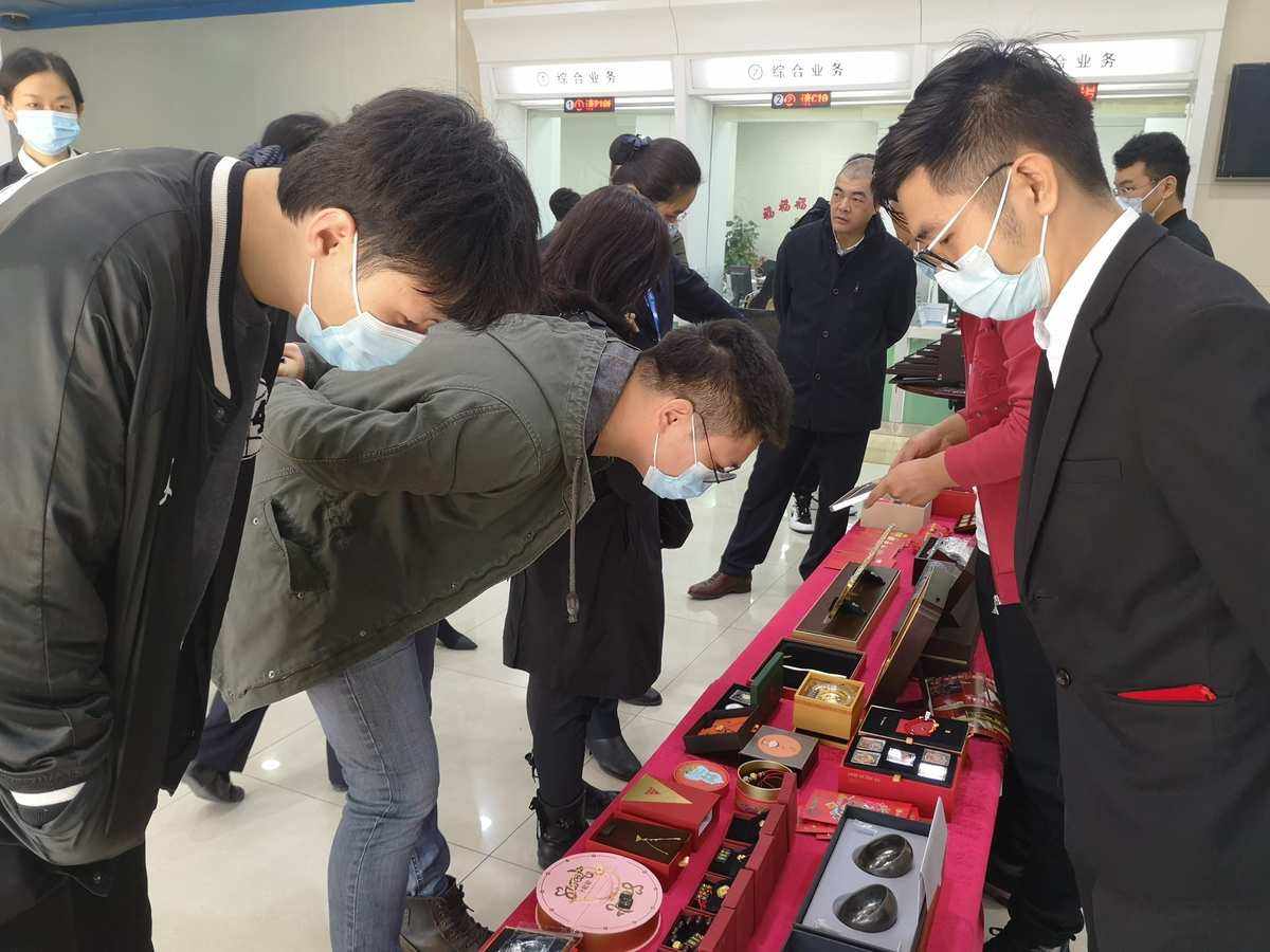 贵金属展销会主持词(贵金属展销会活动总结)