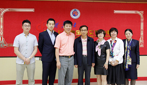新华上海贵金属正规吗(上海新华贵金属交易中心)