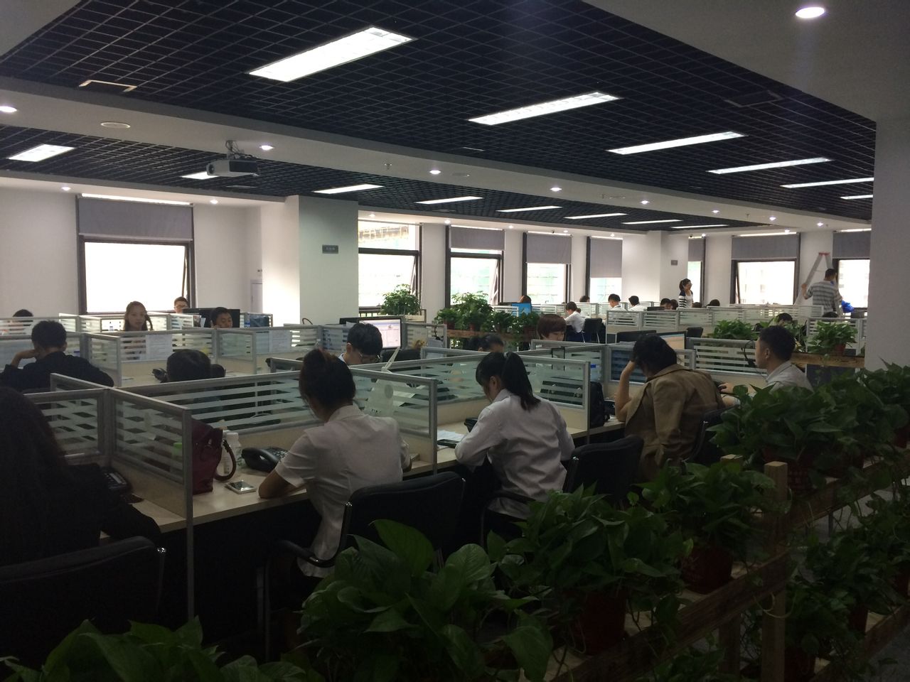 杭州贵金属投资公司(杭州贵金属投资公司有哪些)
