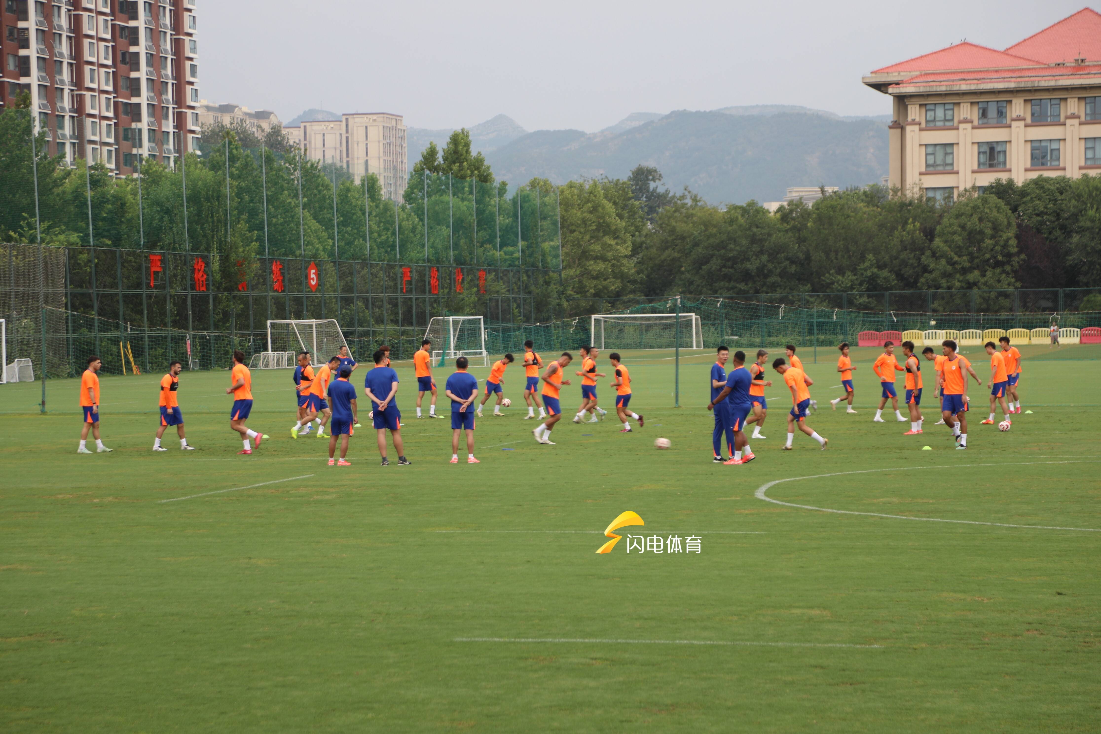 闪电体育(闪电体育直播下载手机版)
