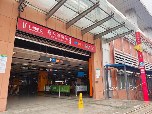 体育西路站(体育西路站到广州南站怎么坐地铁)