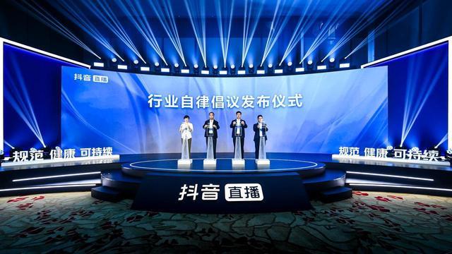 360体育直播雨燕直播(360体育直播雨燕直播NBA)