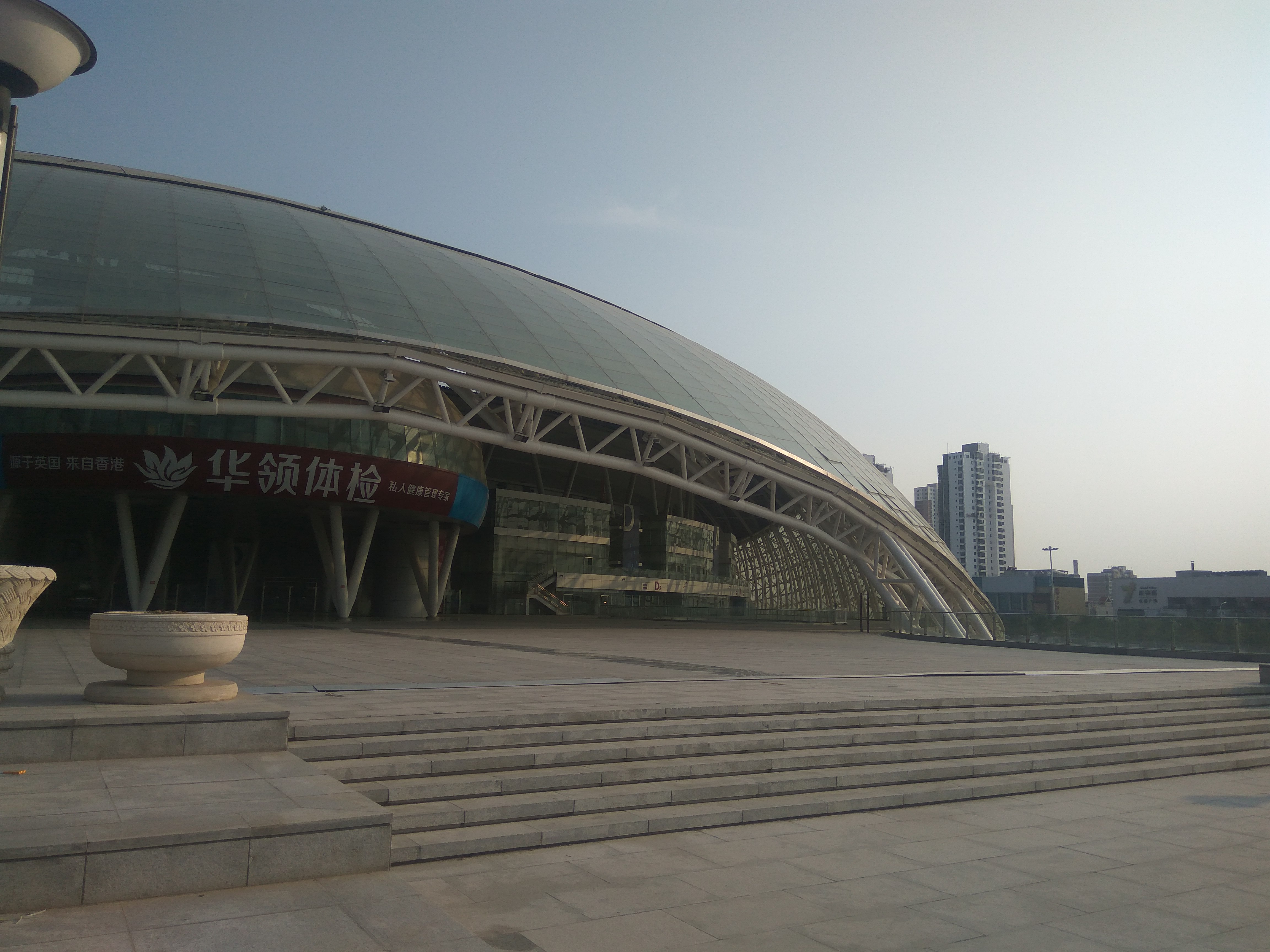 天津奥林匹克中心体育场(天津奥林匹克中心体育场离哪个火车站近)