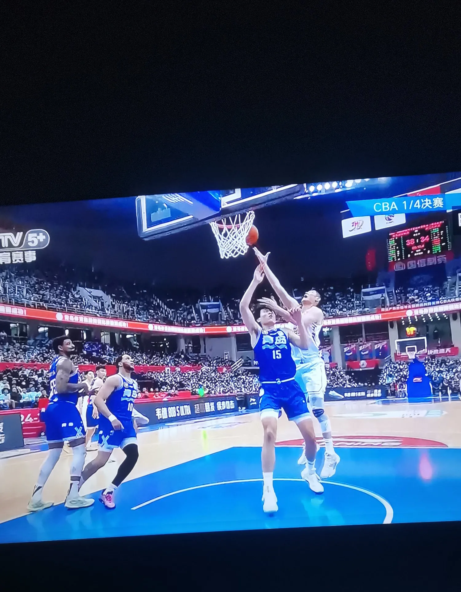 腾讯体育看比赛(腾讯体育比赛回放怎么下载)