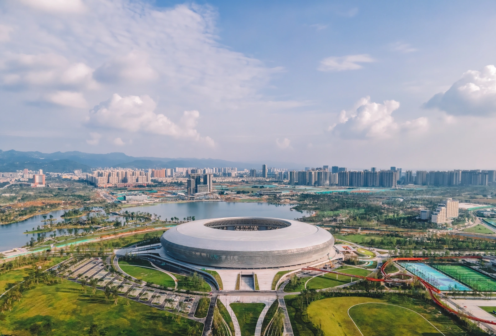 东安湖体育公园(东安湖体育公园在哪个区)