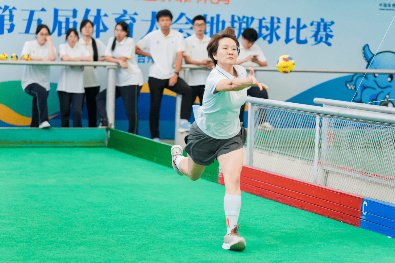 趣味体育(趣味体育手抄报图片)