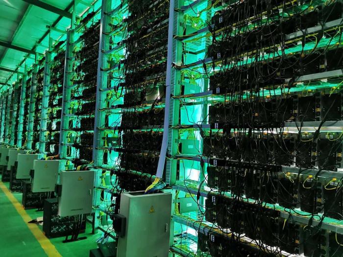 比特币矿场(新疆最大的比特币矿场)