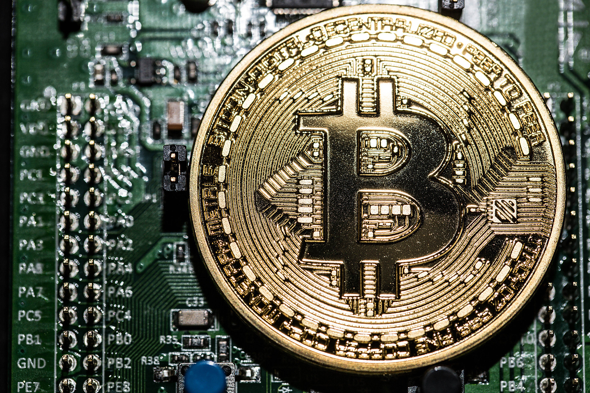 比特币挖矿是什么意思(比特币挖矿是什么意思 视频)